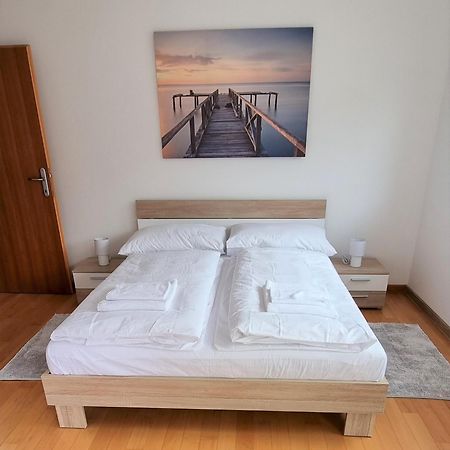 Apartmani Sunce I More Premantura Εξωτερικό φωτογραφία