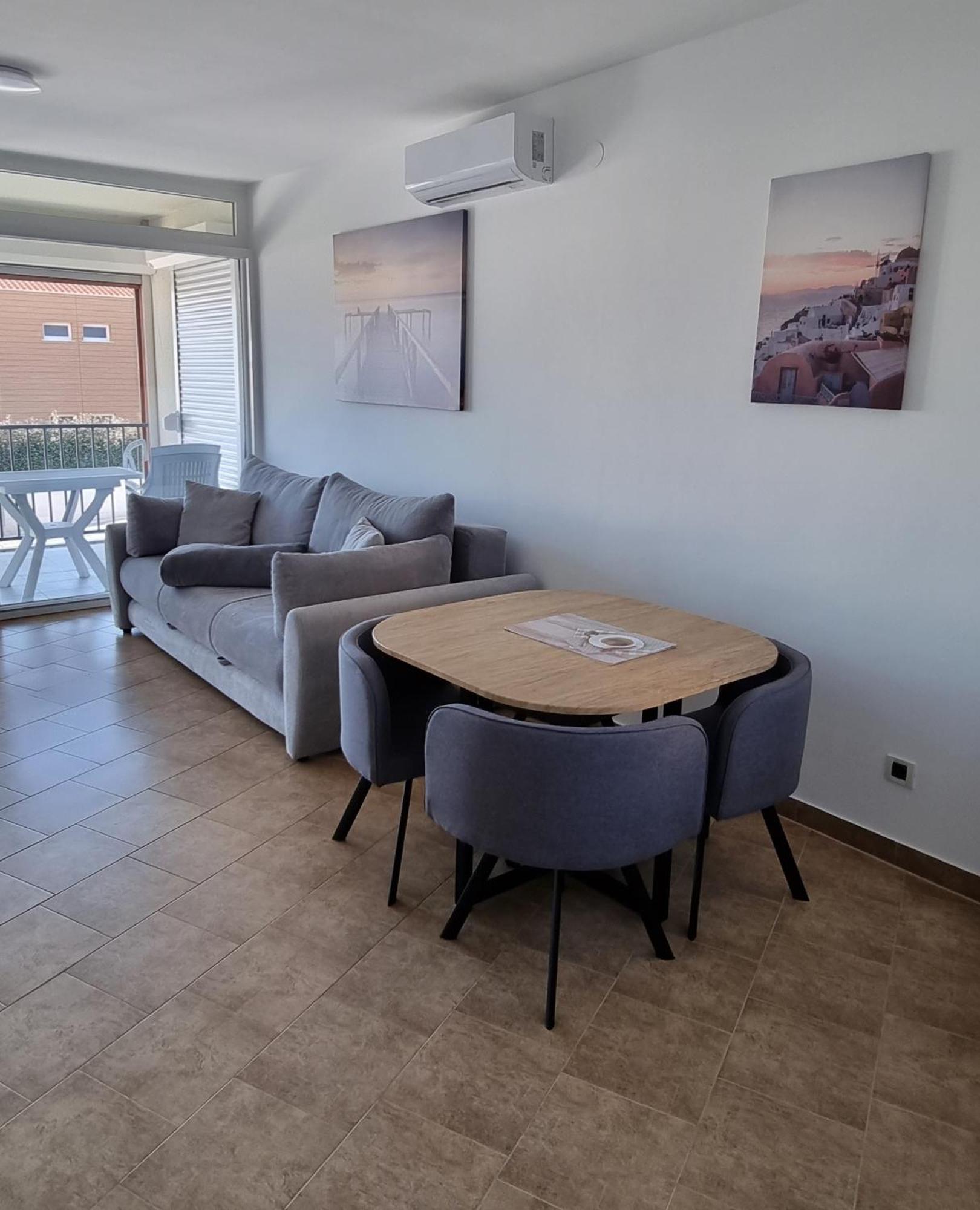 Apartmani Sunce I More Premantura Εξωτερικό φωτογραφία